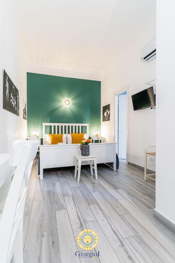 Giorgio I Rooms Палермо Екстериор снимка