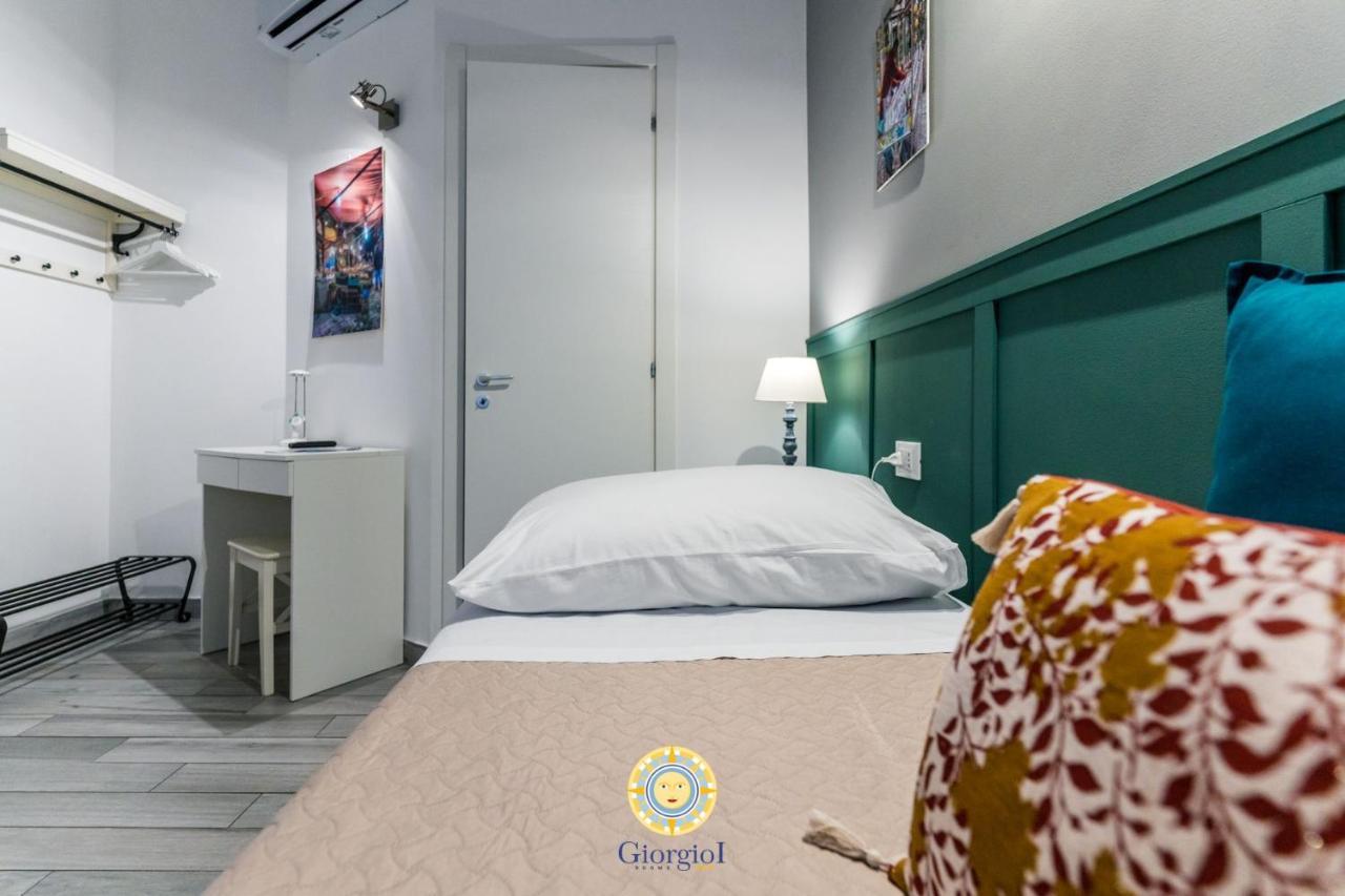 Giorgio I Rooms Палермо Екстериор снимка