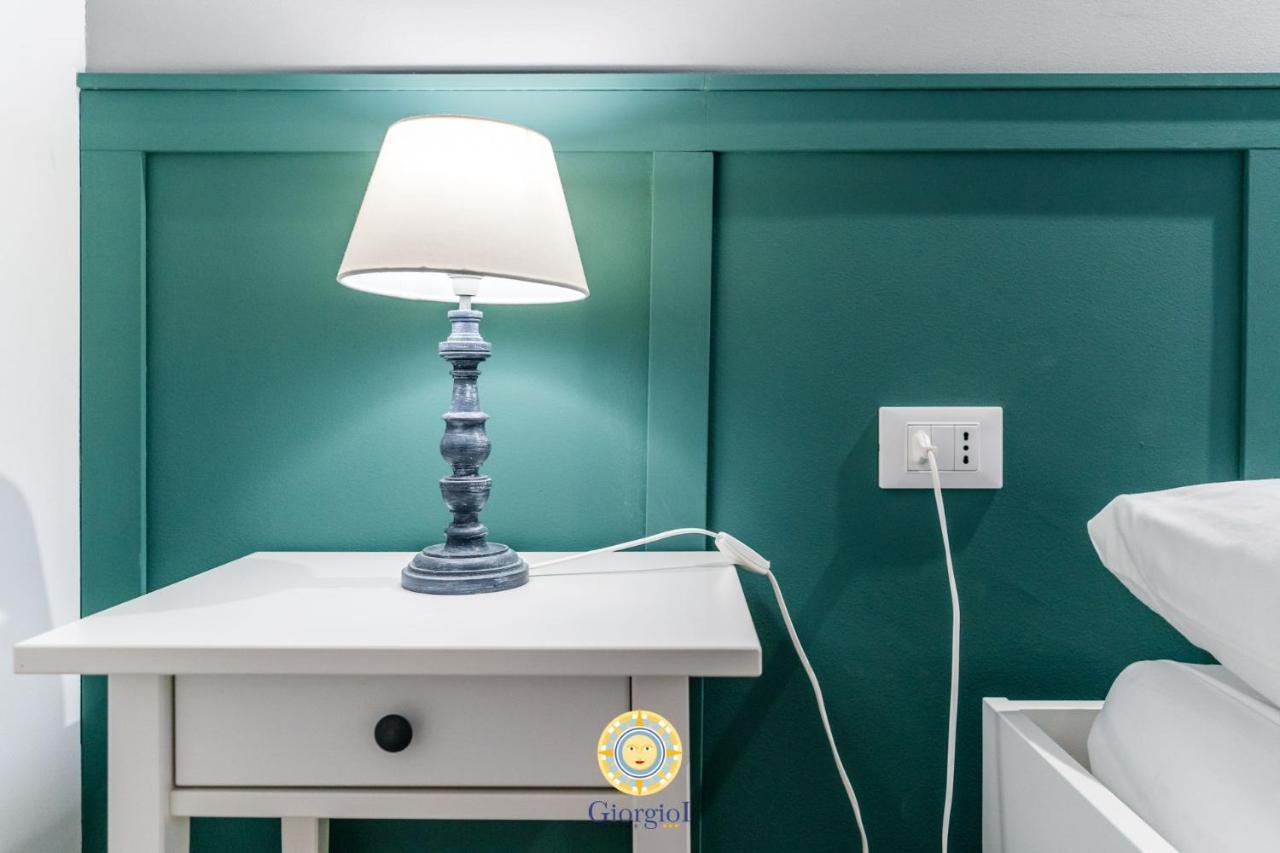 Giorgio I Rooms Палермо Екстериор снимка